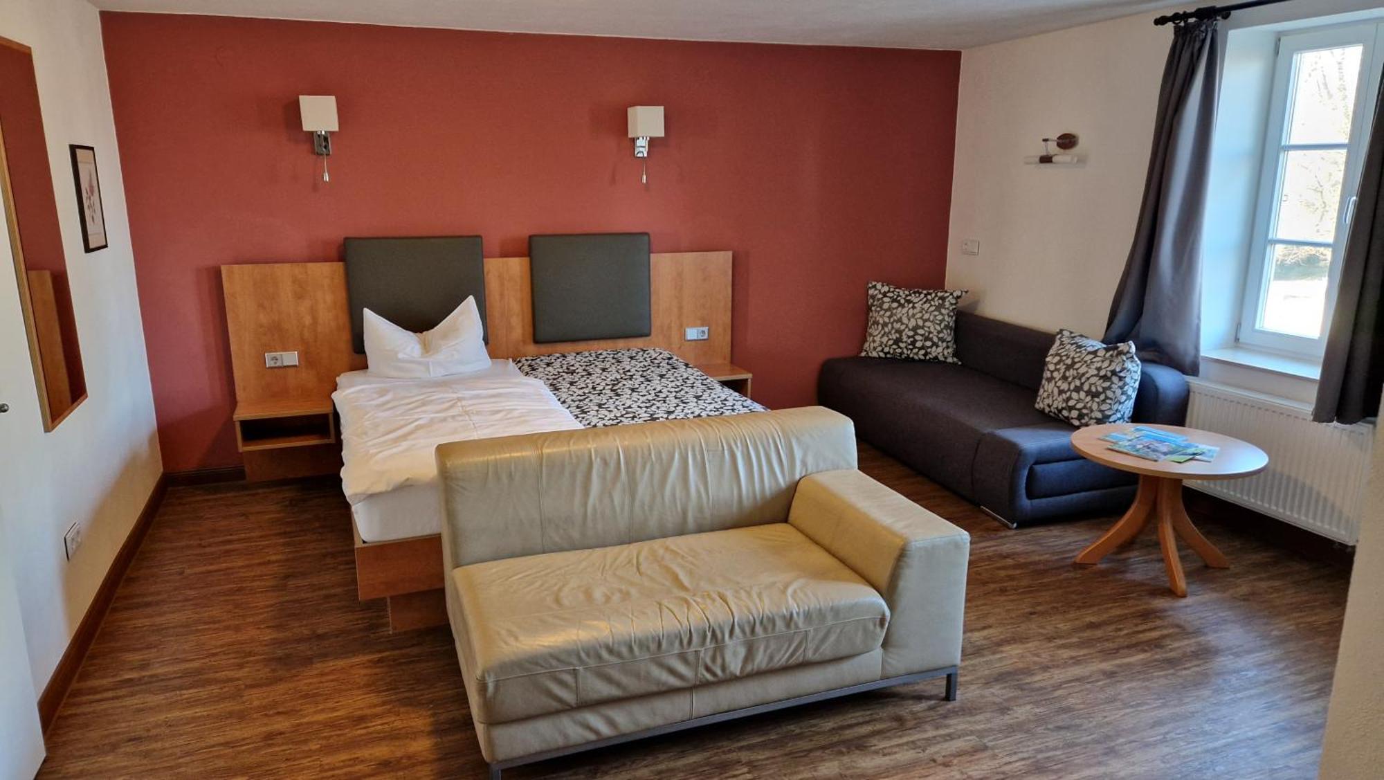 Hotel Garni Demmel & Cie Rohrsheim Eksteriør billede